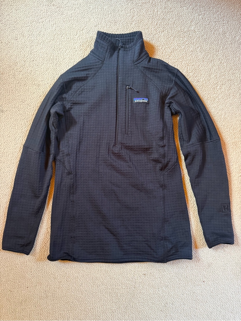 Patagonia Women’s R1 quarter zip pullover fleece XS Black